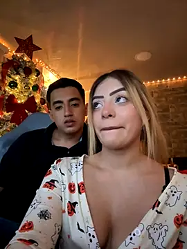 Snapshot of Melissa_coll chatting on December 3, 2025, 5:04 am Melissa coll online show from December 3, 2025, 5:04 am