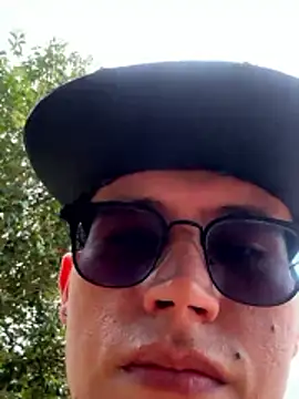 Snapshot of Kurtxxx22 chatting on January 31, 2026, 7:23 pm Kurtxxx22 online show from January 31, 2026, 7:23 pm