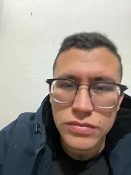 Snapshot of Kurtxxx22 chatting on February 20, 2026, 6:26 am Kurtxxx22 online show from February 20, 2026, 6:26 am