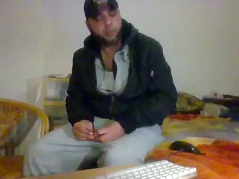 Snapshot of SmokedAlloy2 chatting on November 16, 2025, 6:02 pm SmokedAlloy2 online show from November 16, 2025, 6:02 pm