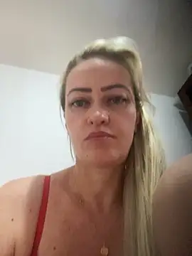 Alerquinasc online show from October 22, 2025, 1:06 am