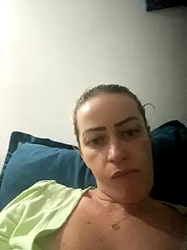 Alerquinasc online show from November 4, 2025, 9:58 pm