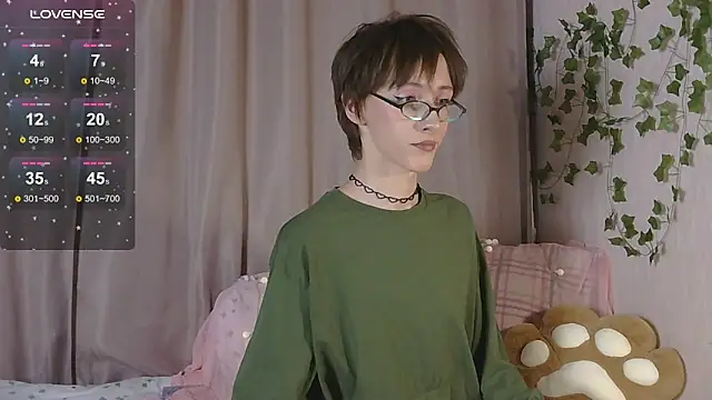 Snapshot of NextVibe_ chatting on March 8, 2026, 6:01 pm NextVibe online show from March 8, 2026, 6:01 pm