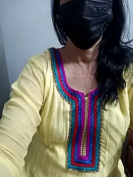 ammala honey online show from October 23, 2025, 3:44 pm