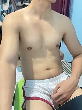 Snapshot of ieat_monsters chatting on October 29, 2025, 4:26 am ieat monsters online show from October 29, 2025, 4:26 am