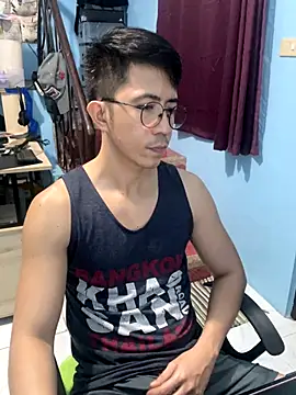 Snapshot of ieat_monsters chatting on November 16, 2025, 3:17 pm ieat monsters online show from November 16, 2025, 3:17 pm