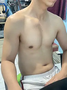 Snapshot of ieat_monsters chatting on November 19, 2025, 6:13 am ieat monsters online show from November 19, 2025, 6:13 am