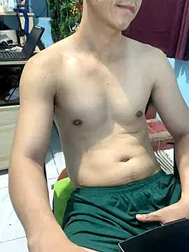 Snapshot of ieat_monsters chatting on December 17, 2025, 9:37 am ieat monsters online show from December 17, 2025, 9:37 am