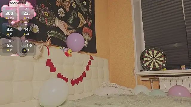 Miko Meow online show from October 19, 2025, 8:20 pm