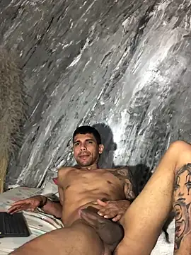 Snapshot of allanjones15 chatting on October 16, 2025, 5:41 am allanjones15 online show from October 16, 2025, 5:41 am