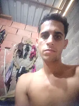 QUIEROFOLLARTEDUR online show from September 21, 2025, 3:57 pm