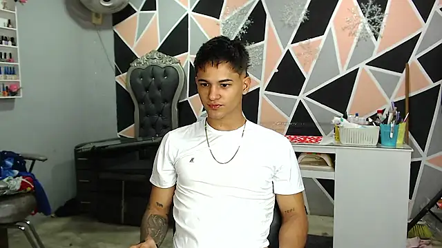 Alex mojica online show from January 8, 2026, 7:54 am