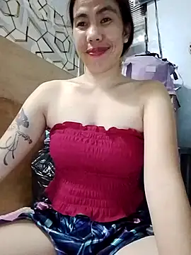 Deliciousgirl14 online show from November 24, 2025, 12:38 pm