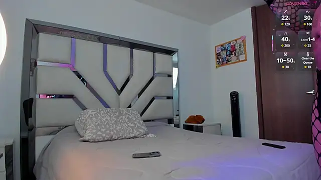 Snapshot of Michelle_Ferrerr chatting on January 19, 2026, 12:09 pm Michelle Ferrerr online show from January 19, 2026, 12:09 pm