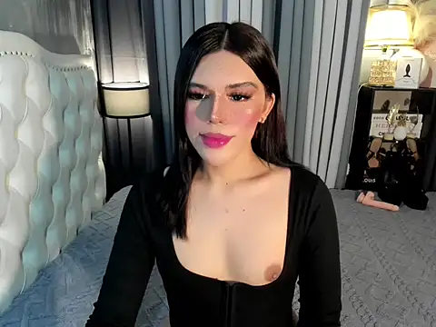 naughtyandreaxx online show from November 12, 2025, 1:50 am