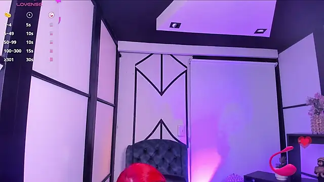 Snapshot of NahomiRichards_ chatting on December 23, 2025, 6:00 am NahomiRichards online show from December 23, 2025, 6:00 am