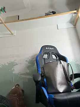 bearcub300 online show from February 13, 2026, 8:21 am