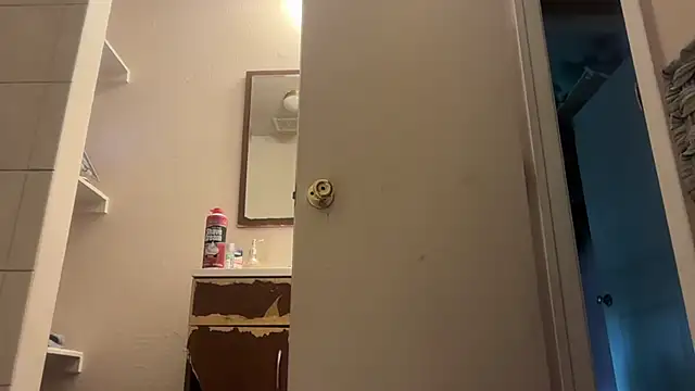 bearcub300 online show from February 25, 2026, 11:14 pm