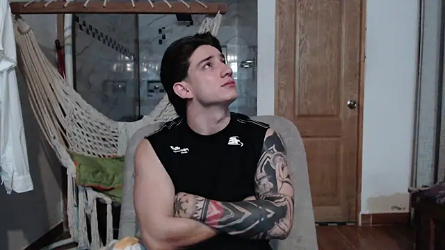 Snapshot of AteneoJr chatting on October 18, 2025, 3:20 am AteneoJr online show from October 18, 2025, 3:20 am