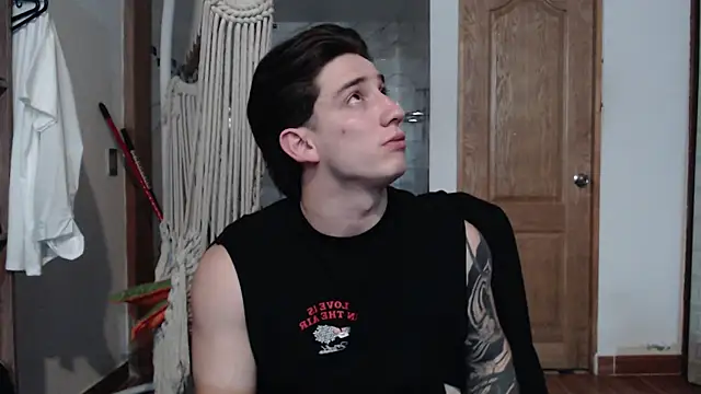 Snapshot of AteneoJr chatting on November 6, 2025, 3:40 am AteneoJr online show from November 6, 2025, 3:40 am