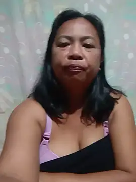 xxsasa online show from September 17, 2025, 8:43 pm