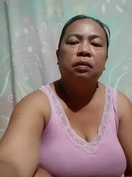 xxsasa online show from September 19, 2025, 1:23 pm