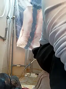 Snapshot of linhlinh_xx87 chatting on February 15, 2026, 1:31 pm linhlinh xx87 online show from February 15, 2026, 1:31 pm