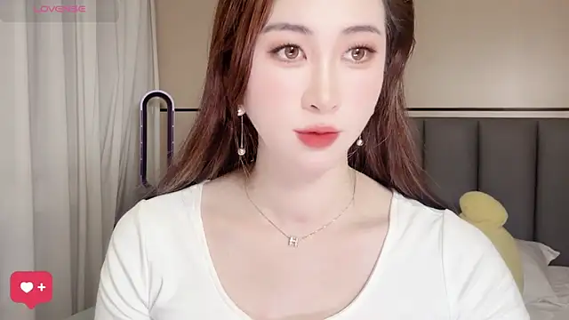 wuyueaini online show from May 14, 2026, 6:20 am