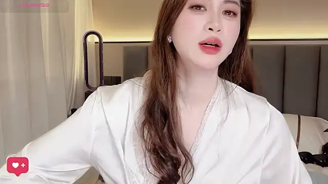 wuyueaini online show from May 16, 2026, 6:32 am