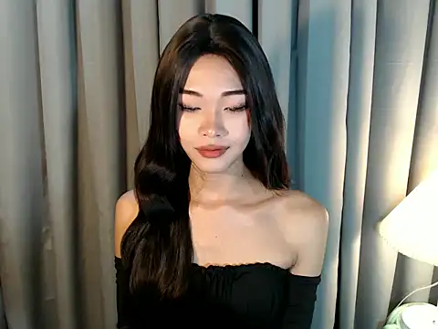 Snapshot of holyakiesha chatting on March 11, 2026, 2:56 pm holyakiesha online show from March 11, 2026, 2:56 pm