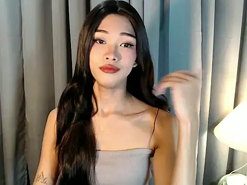 Snapshot of holyakiesha chatting on March 12, 2026, 9:37 am holyakiesha online show from March 12, 2026, 9:37 am