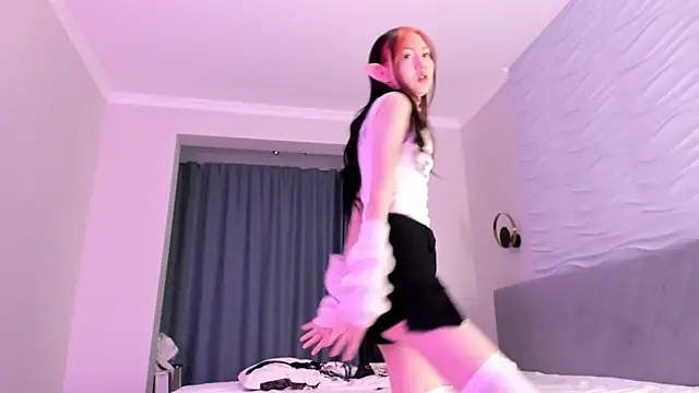 Snapshot of kawai_mai chatting on September 25, 2025, 2:32 pm kawai mai online show from September 25, 2025, 2:32 pm