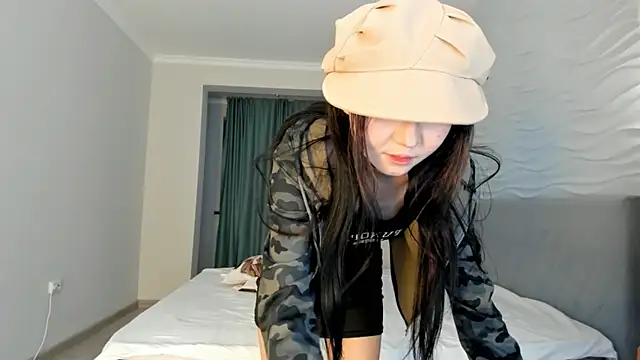 Snapshot of kawai_mai chatting on November 25, 2025, 4:18 pm kawai mai online show from November 25, 2025, 4:18 pm