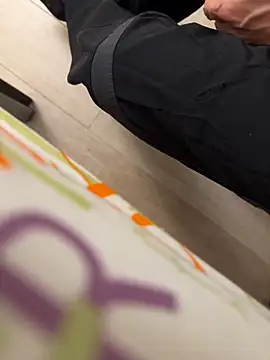 Snapshot of Manu97k chatting on October 30, 2025, 11:05 pm Manu97k online show from October 30, 2025, 11:05 pm