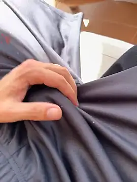 Snapshot of Manu97k chatting on November 4, 2025, 1:43 pm Manu97k online show from November 4, 2025, 1:43 pm