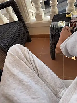 Snapshot of Manu97k chatting on November 23, 2025, 12:38 pm Manu97k online show from November 23, 2025, 12:38 pm