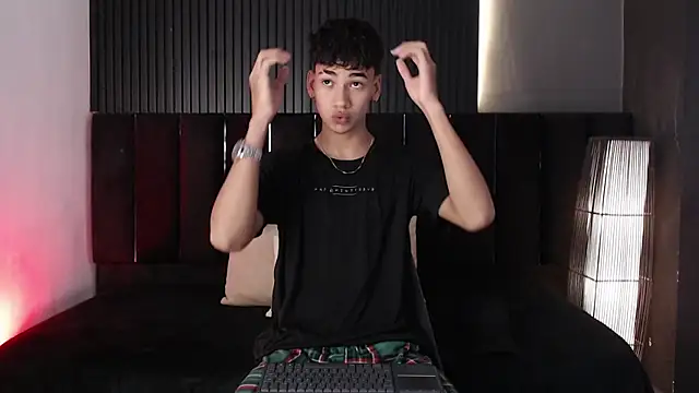 Dominic ghost online show from November 13, 2025, 3:38 am