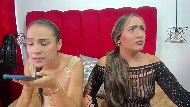 IsabelaANDalahia online show from October 1, 2025, 2:23 pm