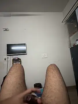 Snapshot of Hotguyforfun chatting on October 18, 2025, 12:39 pm Hotguyforfun online show from October 18, 2025, 12:39 pm