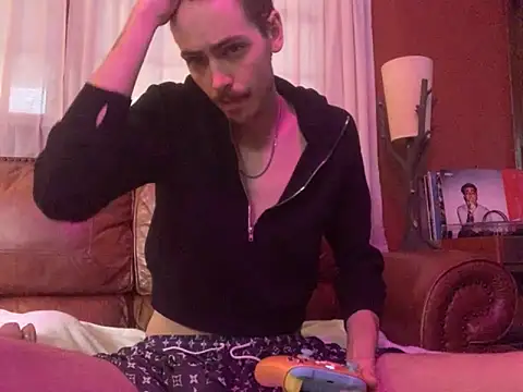 Snapshot of bb_n_jake chatting on November 29, 2025, 9:29 pm bb n jake online show from November 29, 2025, 9:29 pm