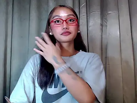 Snapshot of Sassy-Morena chatting on February 14, 2026, 5:04 am Sassy-Morena online show from February 14, 2026, 5:04 am