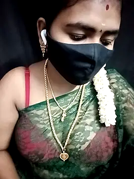 Snapshot of Tamil_Lotus chatting on September 26, 2025, 5:06 pm Tamil Lotus online show from September 26, 2025, 5:06 pm