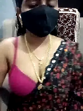 Snapshot of Tamil_Lotus chatting on October 4, 2025, 5:22 pm Tamil Lotus online show from October 4, 2025, 5:22 pm
