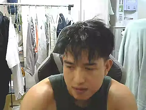 Snapshot of hunterXhan chatting on September 19, 2025, 8:49 am hunterXhan online show from September 19, 2025, 8:49 am