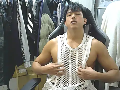 Snapshot of hunterXhan chatting on November 24, 2025, 1:44 pm hunterXhan online show from November 24, 2025, 1:44 pm