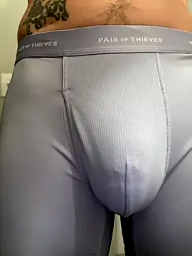 flacoone01 online show from October 13, 2025, 10:48 am