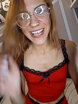 SlimBellaa online show from October 15, 2025, 4:29 pm