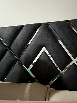 Snapshot of LiaCollings chatting on October 25, 2025, 11:29 am LiaCollings online show from October 25, 2025, 11:29 am