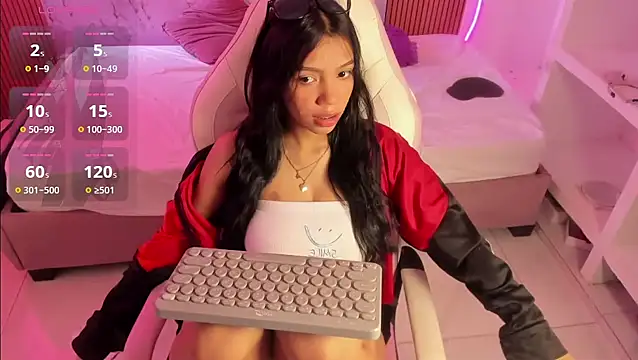 Snapshot of Valy_hot chatting on November 19, 2025, 3:12 pm Valy hot online show from November 19, 2025, 3:12 pm