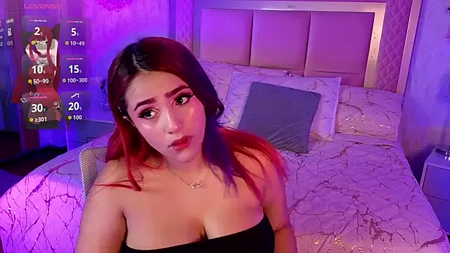 Snapshot of AlanaOdison chatting on October 27, 2025, 8:46 pm AlanaOdison online show from October 27, 2025, 8:46 pm